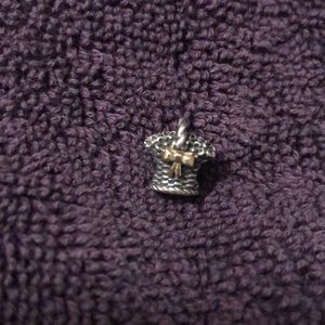 Pandora basket of flowers charm